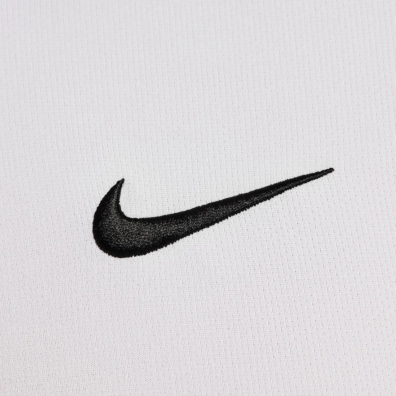 Nike Court DriFit Victory T-Shirt White
