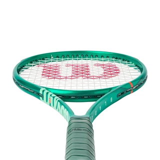 Wilson Blade 98 18x20 V10 2026
