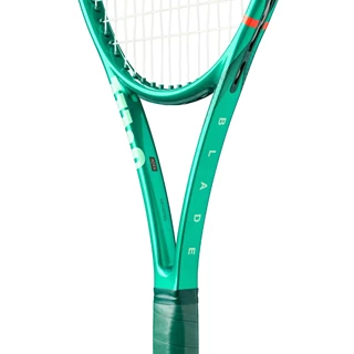 Wilson Blade 98 18x20 V10 2026